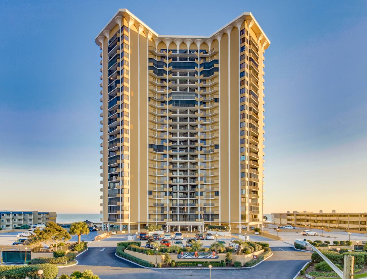 Resort Maisons-Sur-Mer